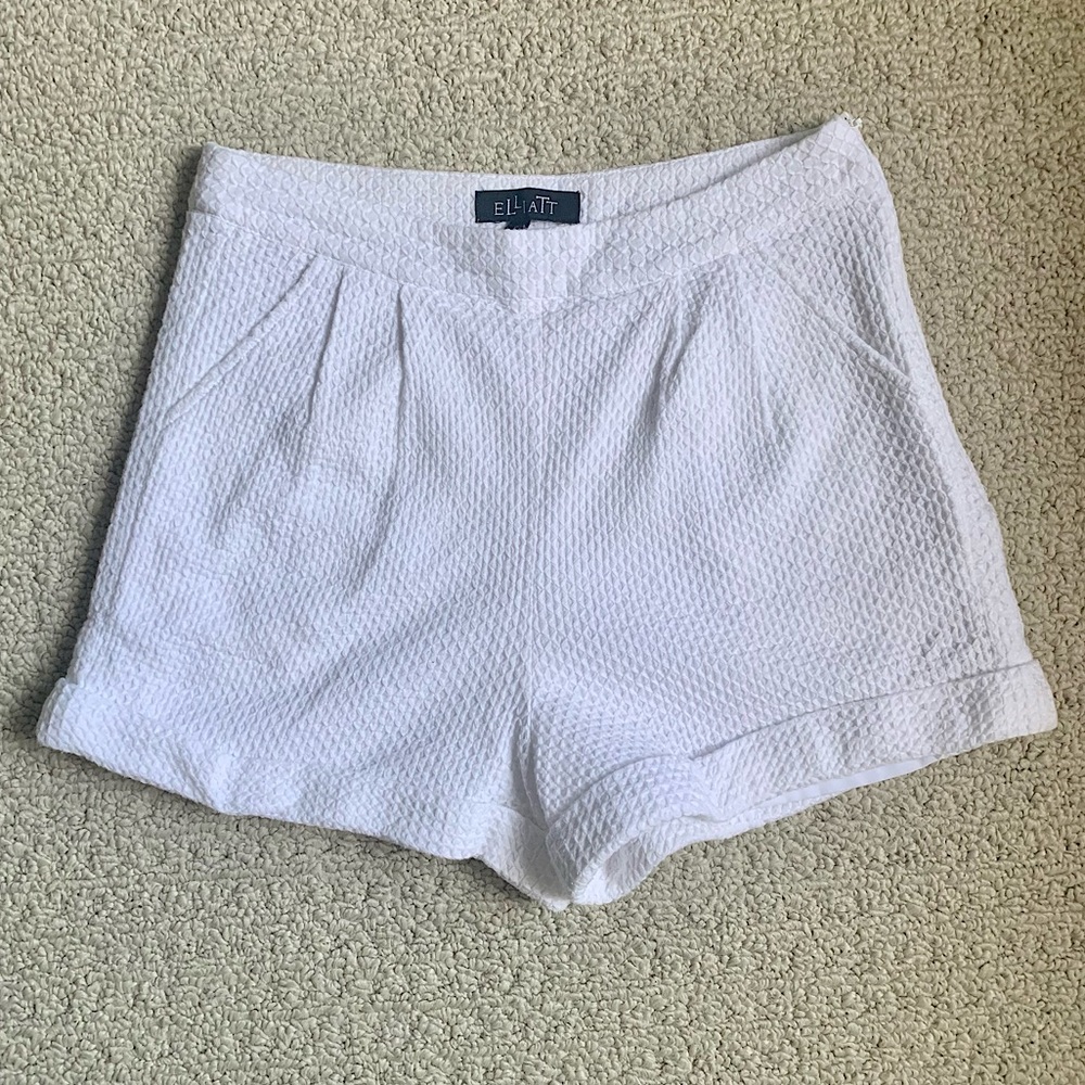 Elliatt White High Waist Pleated Textured Shorts